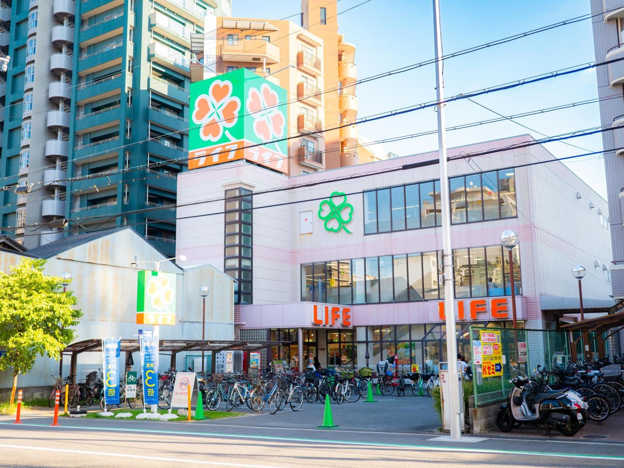 J Suite East Namba Osaka Buitenkant foto