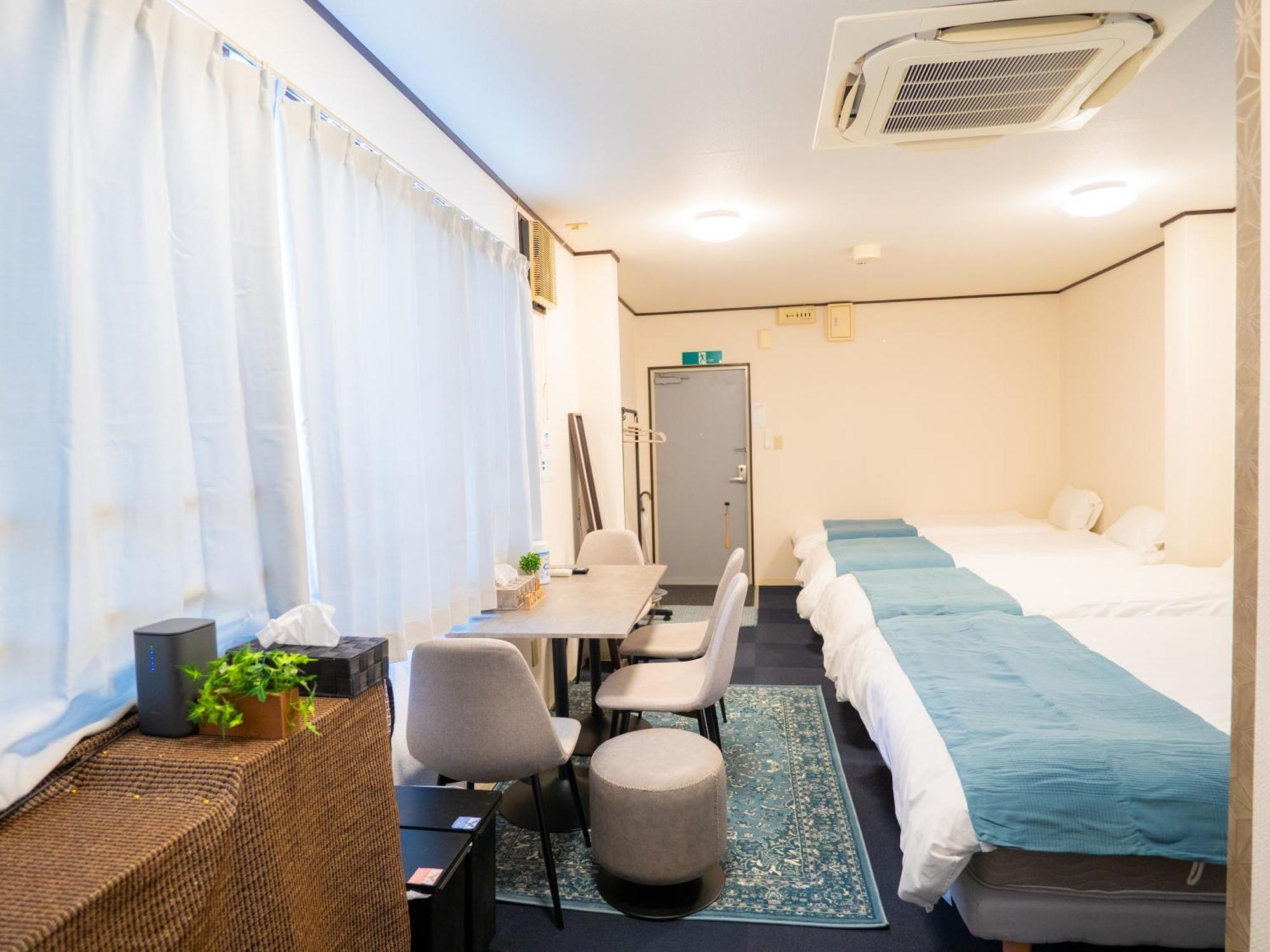 J Suite East Namba Osaka Buitenkant foto